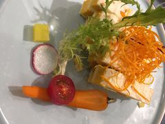 -侬佳蒸菜馆(听潮店)