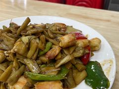 -盛燕泥丁粥