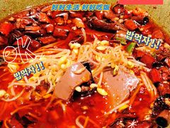 经典海鲜毛血旺-上上席川菜(凯德乐峰广场店)