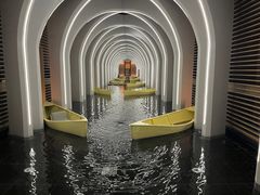 -涨巢·潮玩水疗局