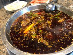 -肖肖酸萝卜鱼火锅(总店)