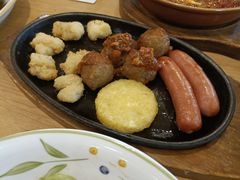 特色烤肠拼盘-萨莉亚意式餐厅(南京环亚凯瑟琳广场店)