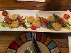 培根卷芦笋搭配香煎小蘑菇-SISTERS BAR RESTAURANT川意酒馆(嘉善老市H楼店)