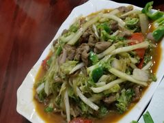 白菜粉条炒肉-塞外味道餐厅