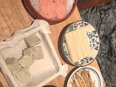 -巴奴毛肚火锅(龙湖锦艺城店)