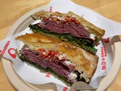 小红帽三明治-OUR Bakery(中海环宇荟店)