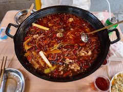 -鸿顺老铁锅美蛙鱼府(解放碑店)