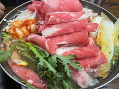 部队锅-MI WU FACTORY米屋美食工厂餐厅(绿地店)