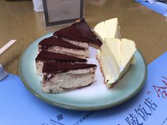 巧克力Teddy熊蛋糕-金海湾自助餐厅(金陵饭店)