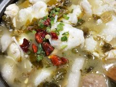 -周鱼小馆石锅酸菜鱼(活力汇店)