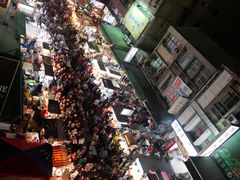 -六合夜市