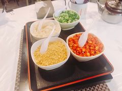 -鲜入围煮花胶鸡海鲜火锅