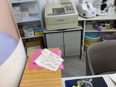 -天空之镜眼镜店蔡司依视路配镜授权零售店(望京颐堤港店)
