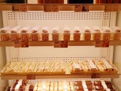 -好利来(南京路一店)
