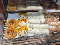 -CARINO BAKERY&CAFE(人广来福士店)