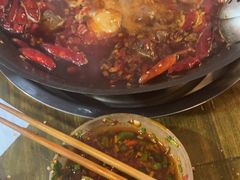 -黄潇洒老火锅(九眼桥宏济巷店)