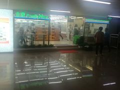 -全家便利店(莲花池东路店)