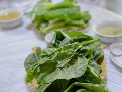 -鲁朗纳麦石锅鸡庄园