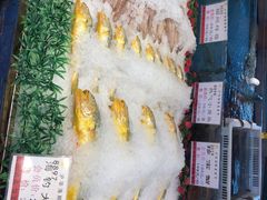 -沪华海鲜大酒楼(南汇店)