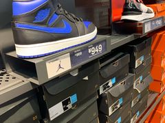 -NIKE上海青浦优选体验店