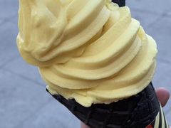 菠萝冰淇淋-麦当劳(红旗路店)