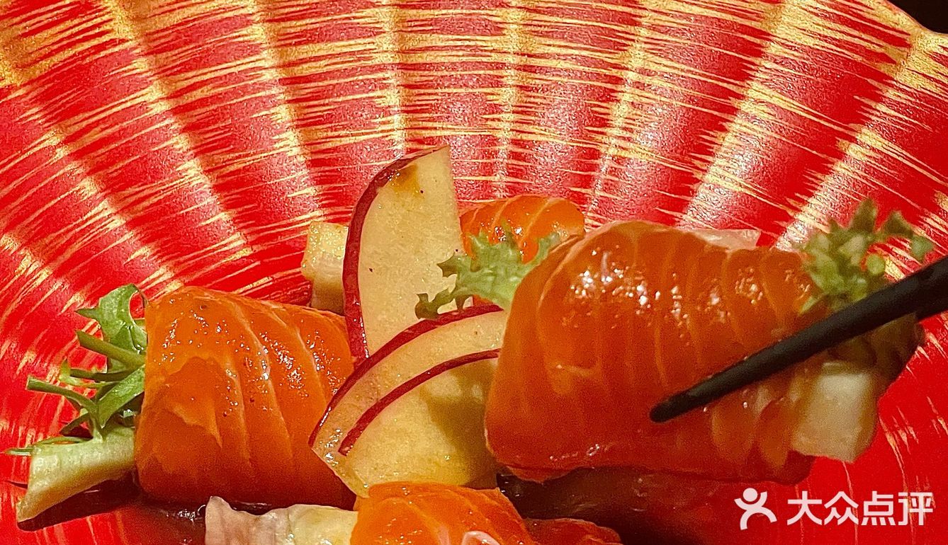 广州融合菜真是卧虎藏龙🍣新疆三文鱼🐟正❗️