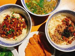 -沪西老弄堂面馆(定西路店)