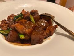 山粉圆子烧黑毛猪肉-山里亲戚(淞虹路店)