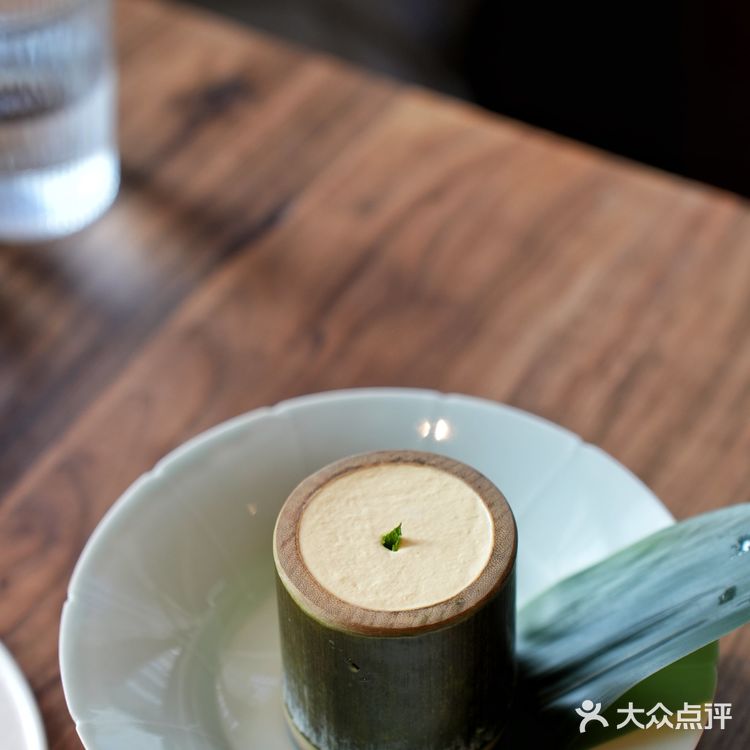 ​相识在第六年 终于，元古​落户深圳 ​一年四季为骨干