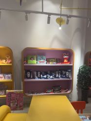 -玩元素·家庭游乐成长中心(香格里拉店)