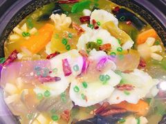 -周鱼小馆石锅酸菜鱼(活力汇店)