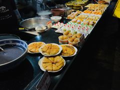 -八一路好吃街(雨田商务大厦店)