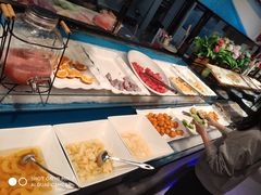 自助取餐区-聚盛源蒸汽海鲜火锅烤肉自助(巨川金海岸购物广场店)