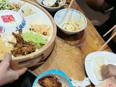 -怪噜范·老贵阳街头名小吃(鸿通城店)