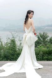 点击看大图 -Lady Jane高端婚纱礼服馆