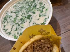 -穆得·老周家牛肉烧饼(普利街店)
