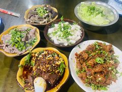 -小杨翘脚牛肉
