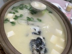 天目湖砂锅鱼头-翠茗农庄土菜馆(天目湖店)