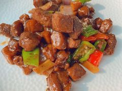 蘑菇牛仔粒-一江春水·杭帮臻宴(三台山店)