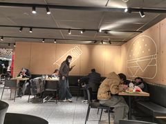 -麦当劳(中山公园龙之梦店)