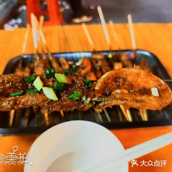 火花美食坊(五库村大院店)