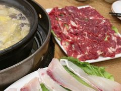 -濠轩阁特色生蚝火锅(水湾路店)