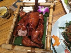 -老滇山寨•云南特色菜•地方菜•民族风情歌舞表演(金碧店)