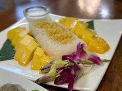 -Dang restaurant (patong phuket)