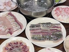 -正能量脆肉鲩火锅