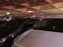 -大润发杨浦店-停车场