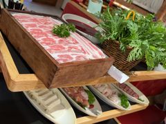 -廖掌柜·重庆鲜货火锅(上海首店)