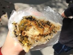 -殷姐糯米包油条