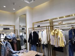 -URBAN REVIVO(济南世茂广场店)