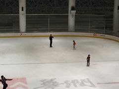 -冰纷万象滑冰场(沈阳万象城店)